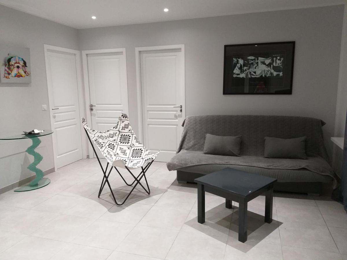 Elsanais Villa Figari  Bagian luar foto